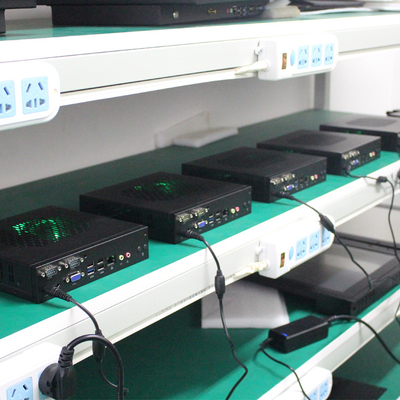 4 ΜΊΝΙ PC Fanless του τοπικού LAN ITX που δροσίζει την επίδειξη Nuc υποστήριξης 1080P HDMI